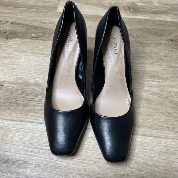 Alfani Women's Black Leather Squared Point Toe Step ‘N Flex Jeules Pumps sz 8.5 - Picture 3 of 8